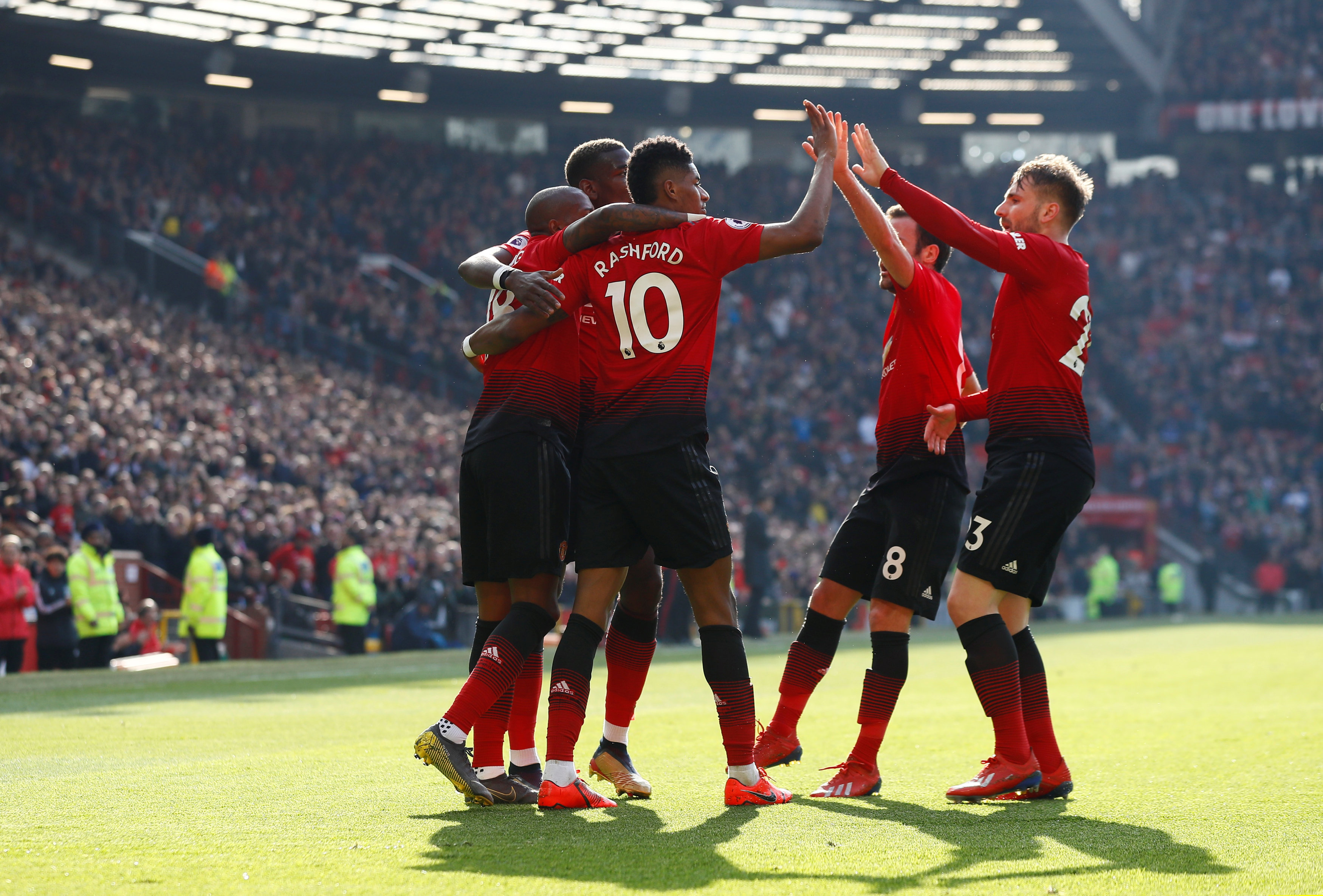 不仅打破了 不仅打破了